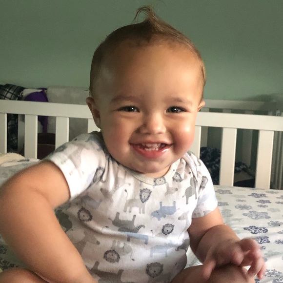 Meet your Posher, Marykate - Picture 2 of 2